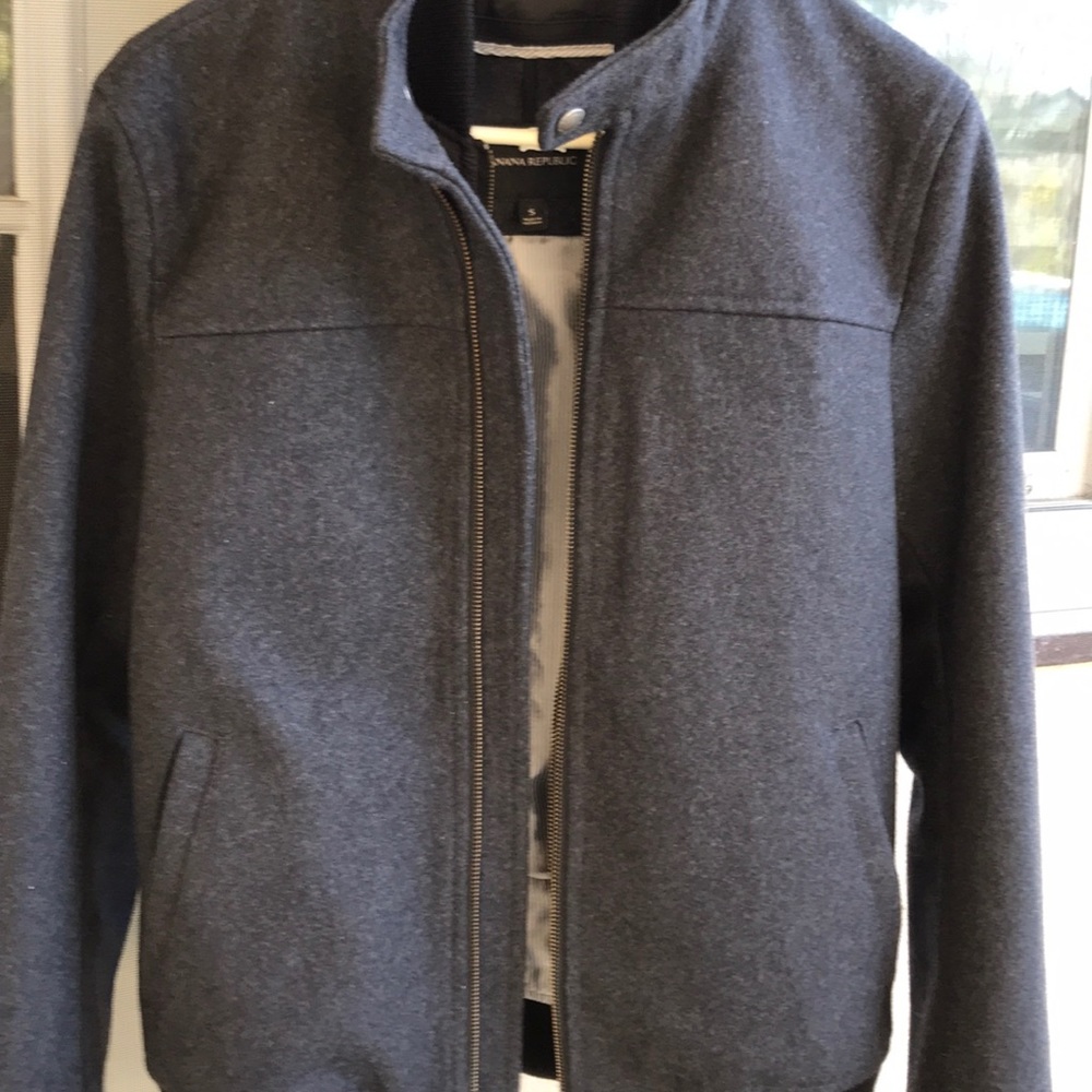Men’s small Banana Republic wool jacket.
